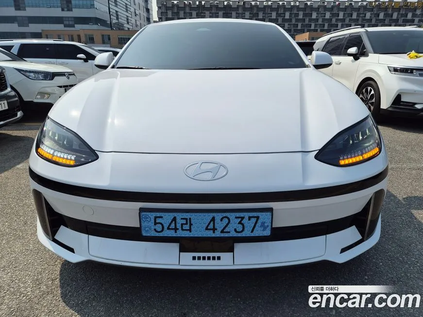 Hyundai Ioniq6 — фото 1
