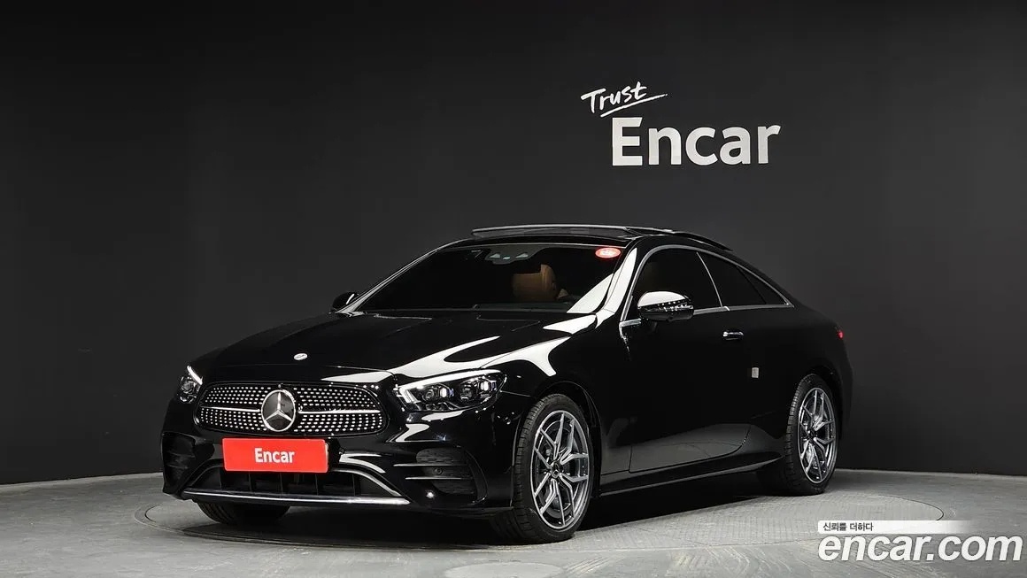 Mercedes-Benz E-Class — фото 1