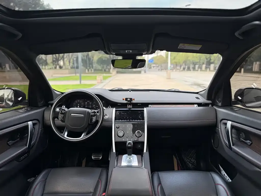 Land Rover Discovery Sport — фото 10