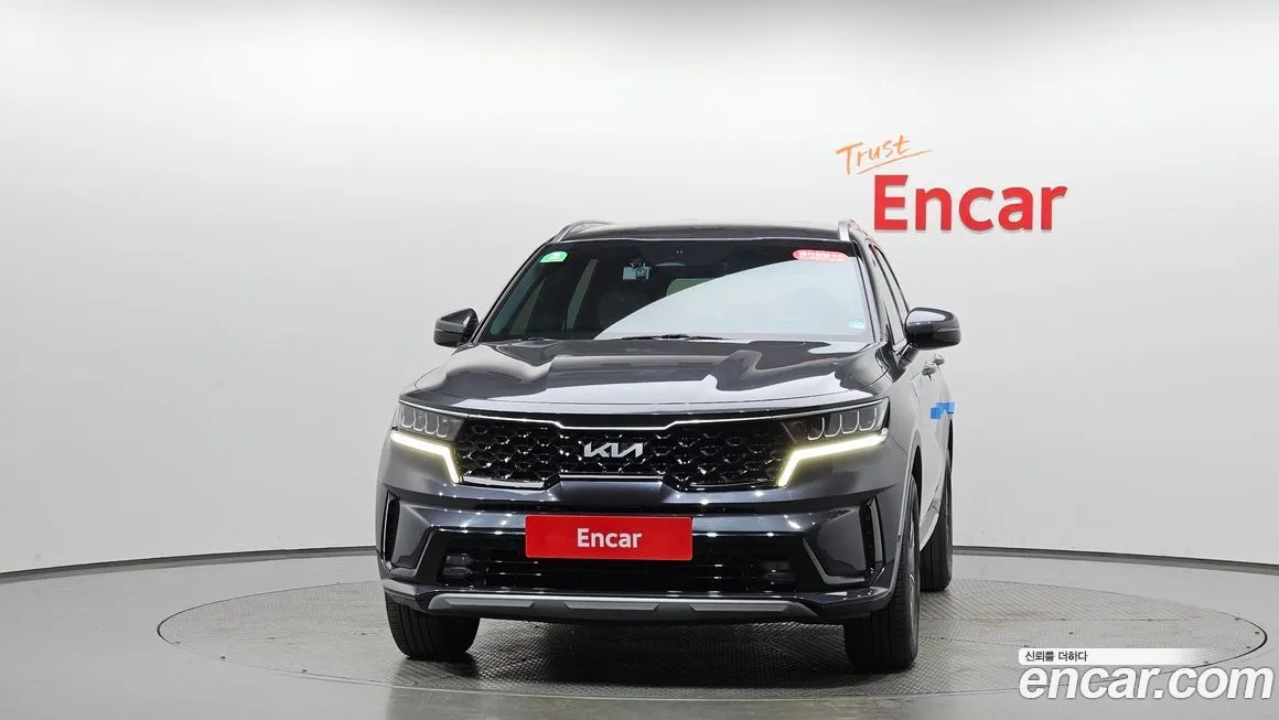 Kia Sorento — фото 6