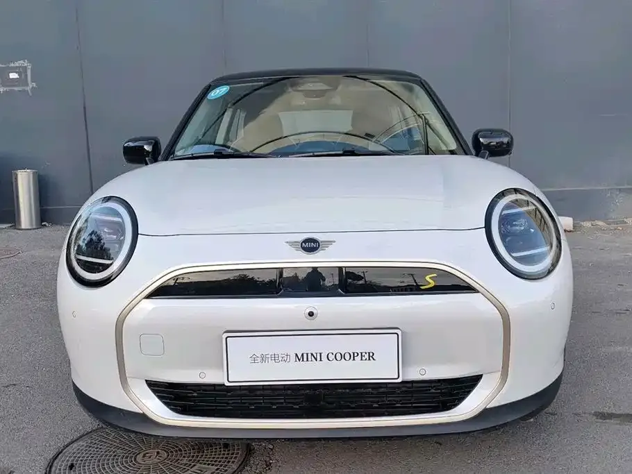 MINI Cooper EV — фото 4
