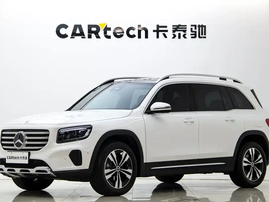 Mercedes-Benz GLB — фото 1