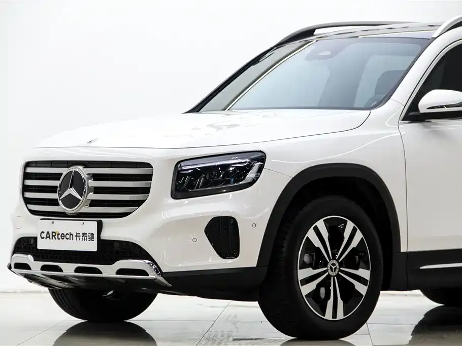 Mercedes-Benz GLB — фото 3