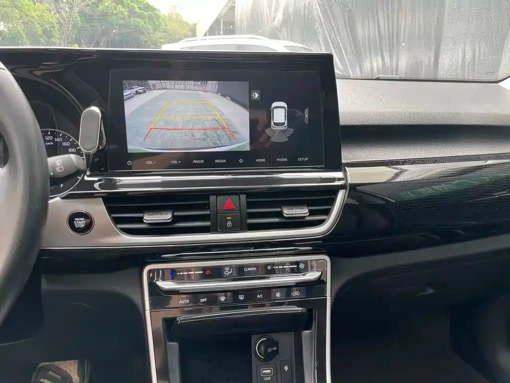 Kia KX3 — фото 4
