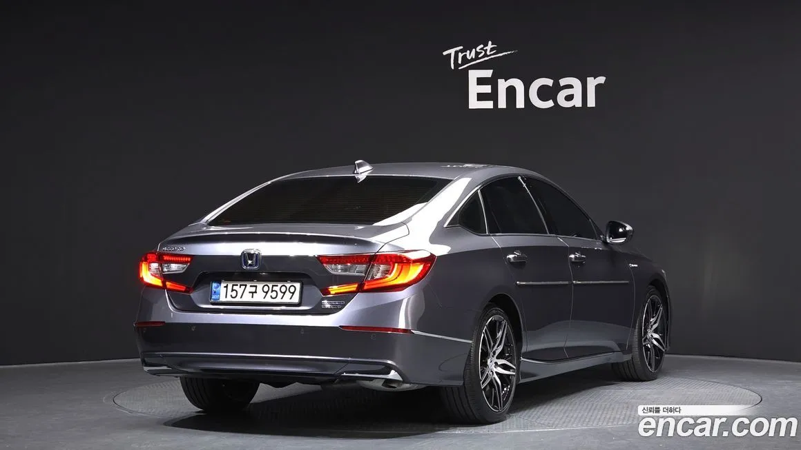 Honda Accord — фото 6