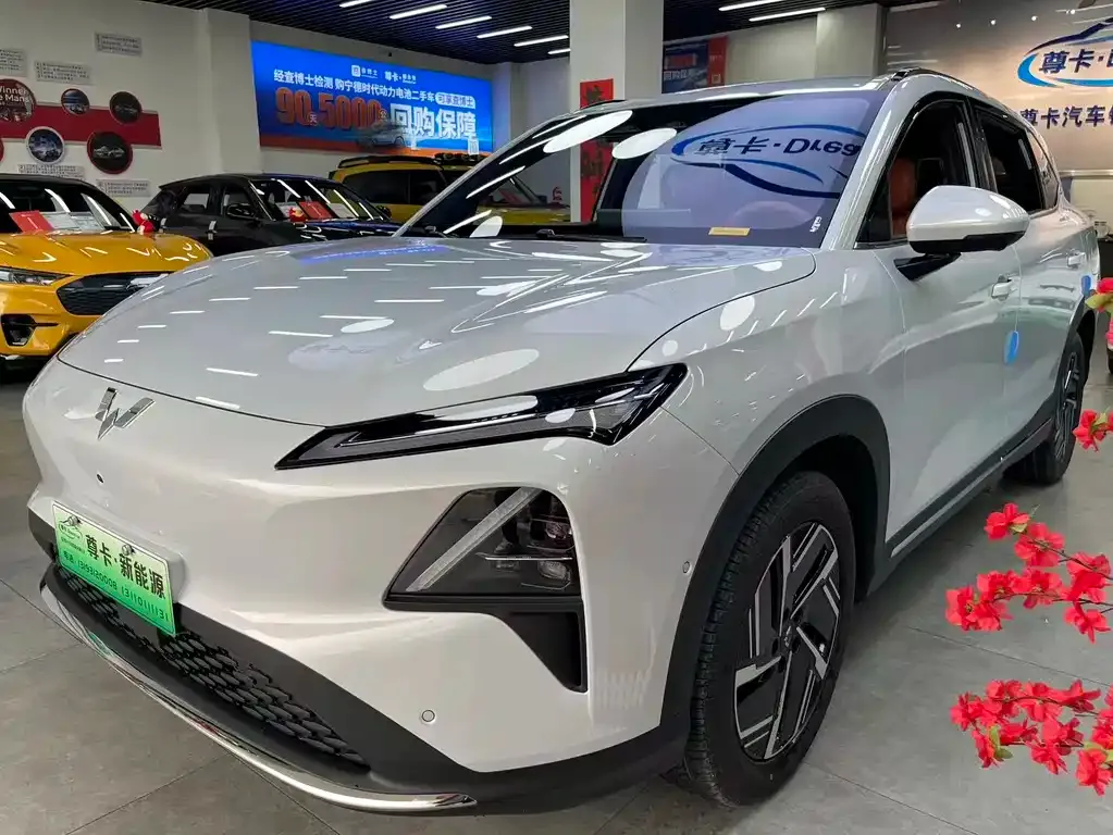 Wuling Xingguang S — фото 1