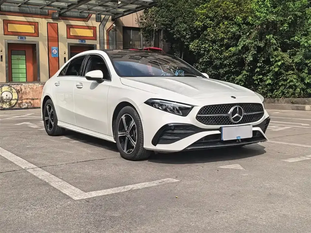Mercedes-Benz A-Class — фото 4