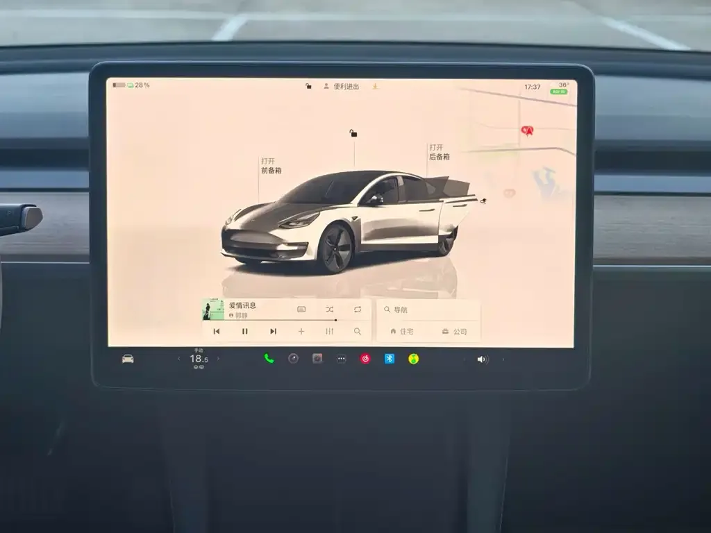 Tesla Model 3 — фото 4