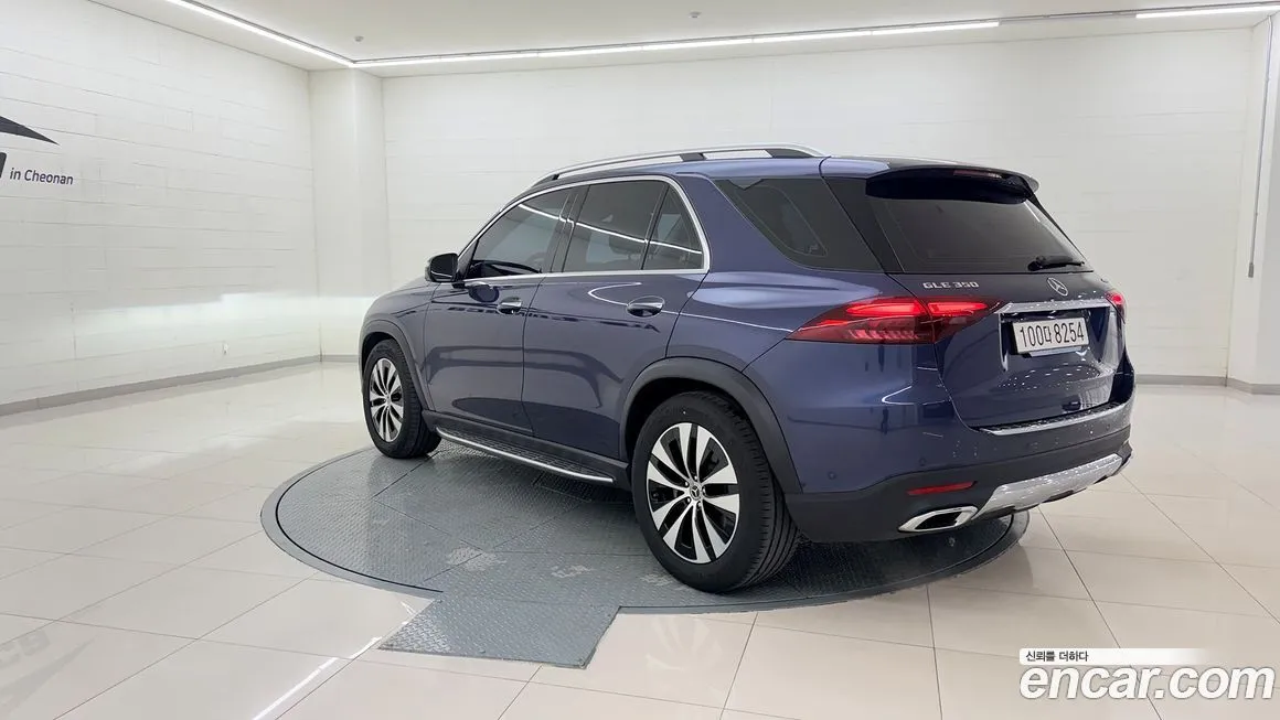 Mercedes-Benz GLE-Class — фото 10