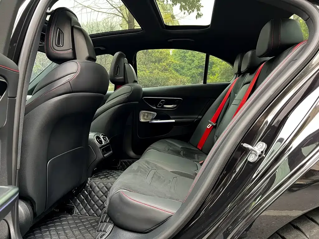 Mercedes-Benz C-Class AMG — фото 10