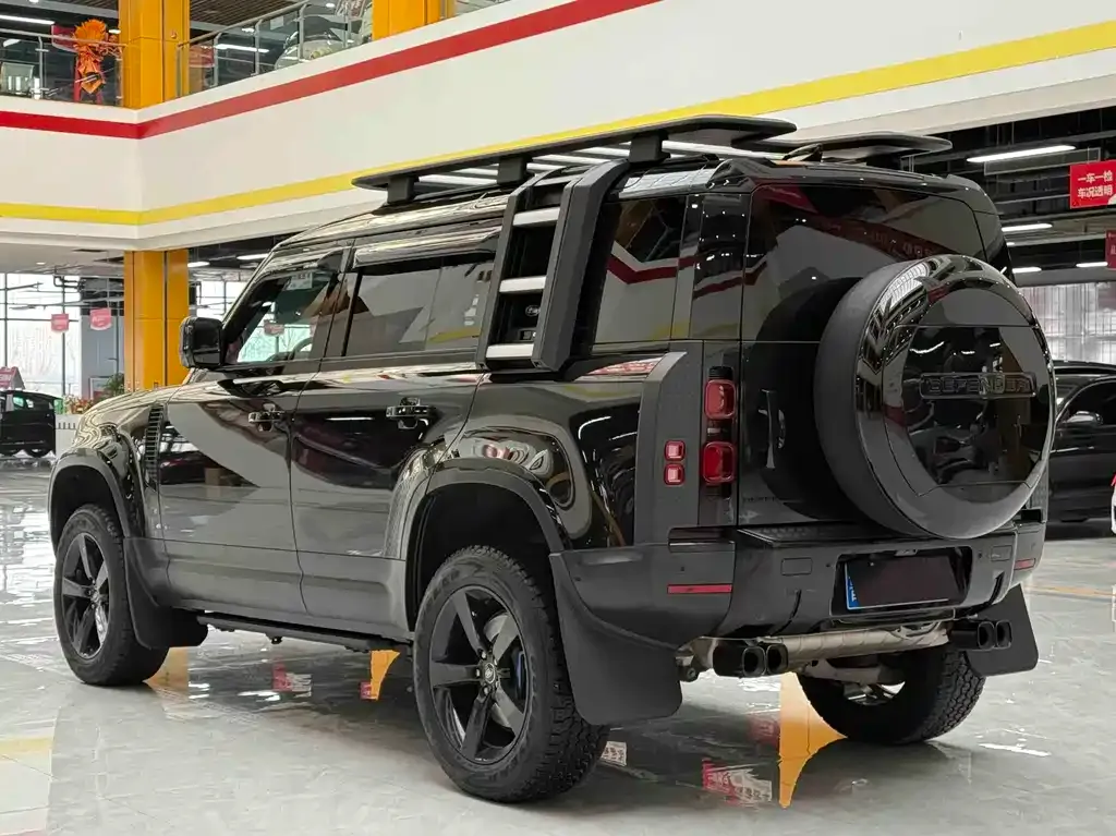 Land Rover Defender — фото 4
