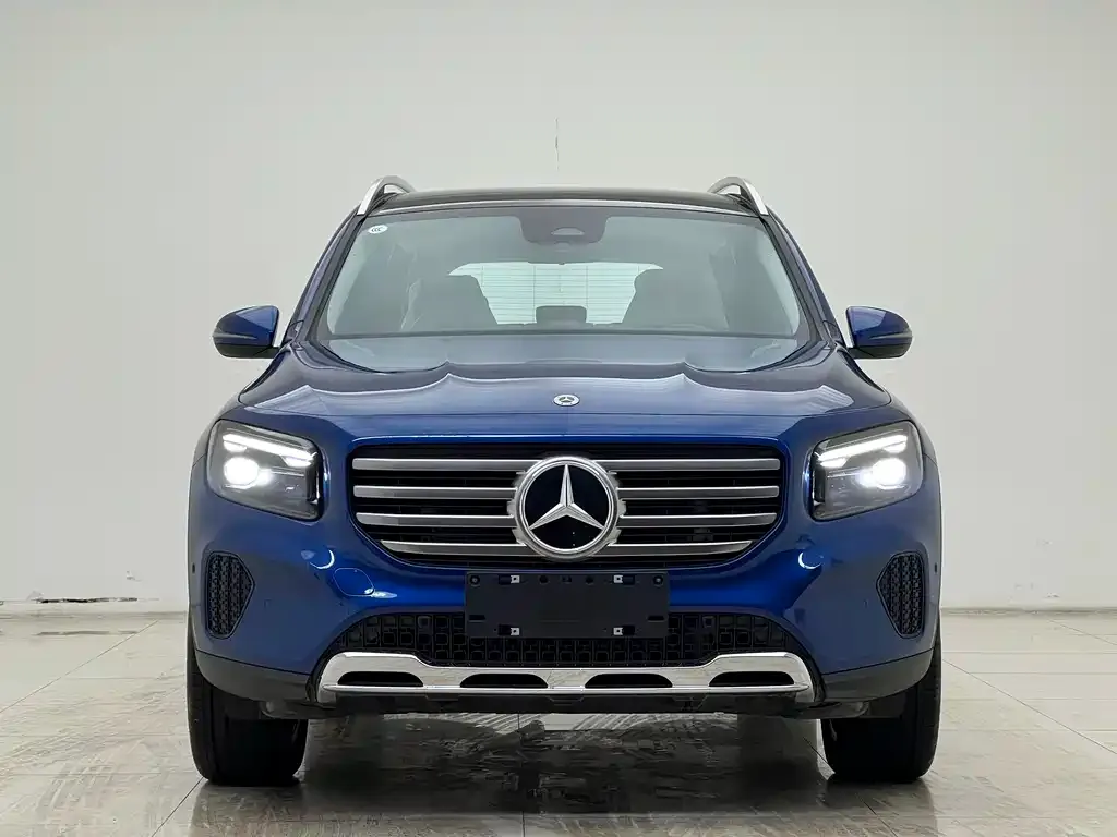 Mercedes-Benz GLB — фото 10
