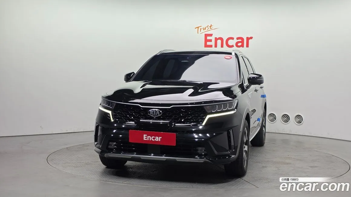 Kia Sorento — фото 6