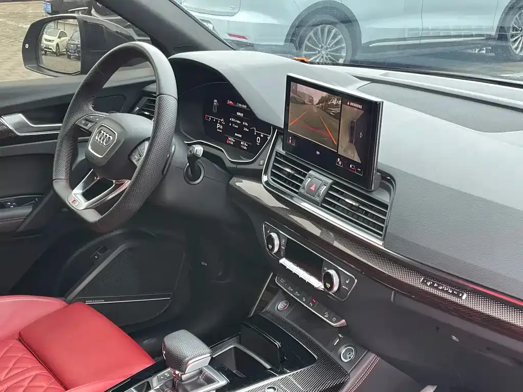 Audi SQ5 Sportback — фото 8