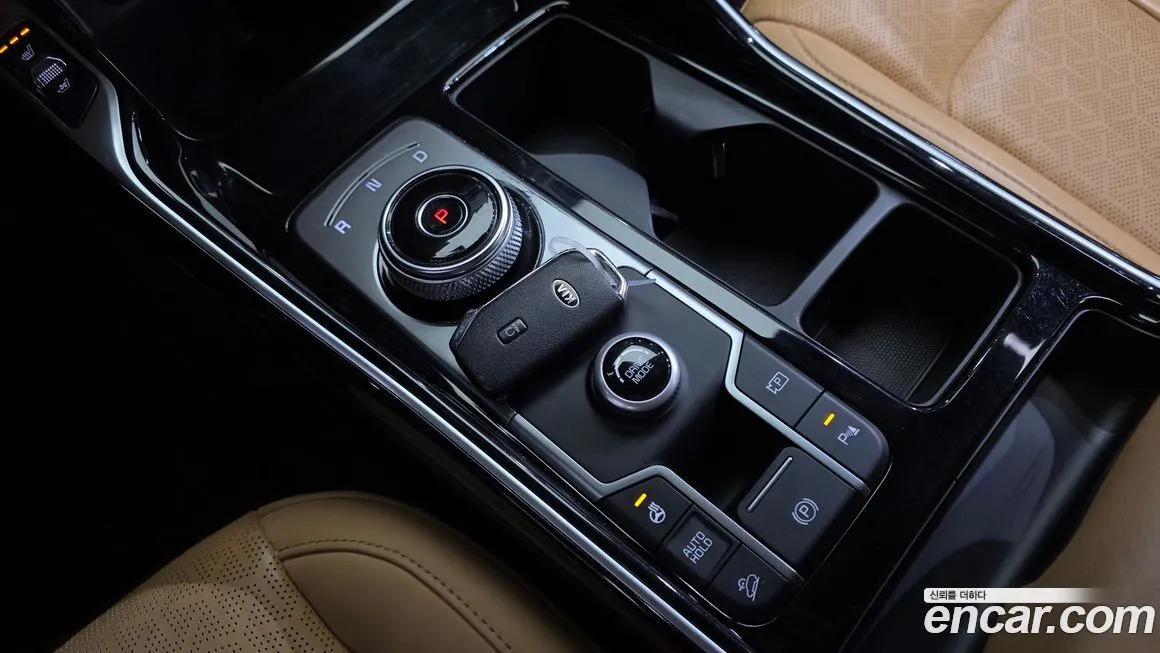 Kia Sorento — фото 9
