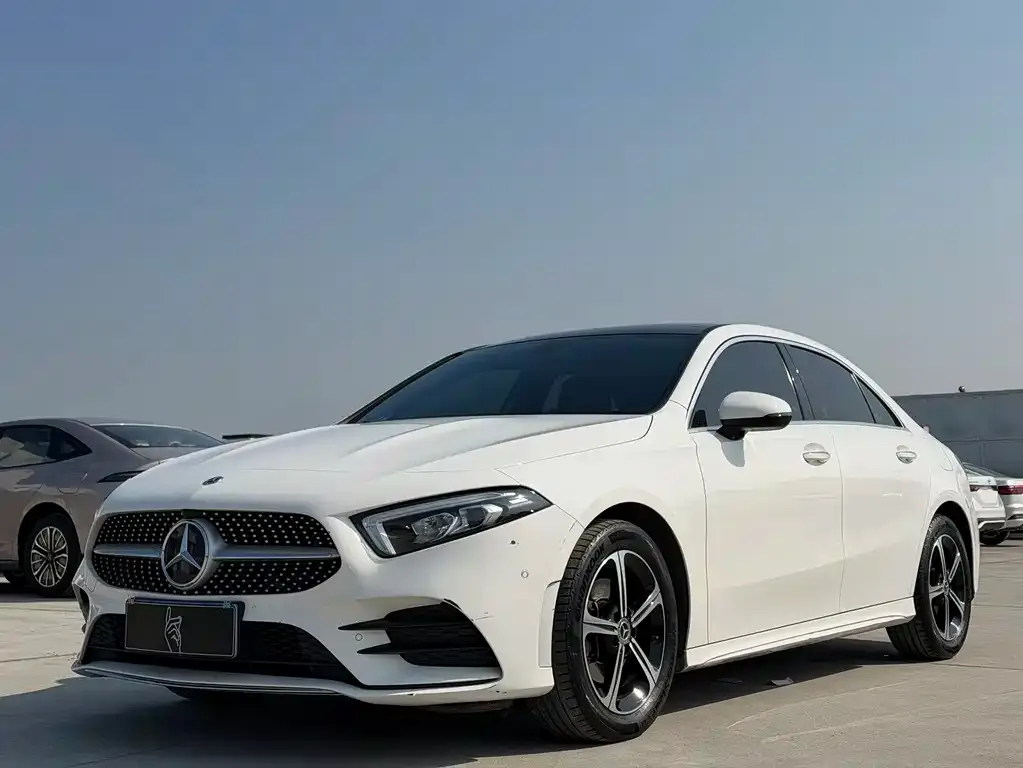 Mercedes-Benz A-Class — фото 1