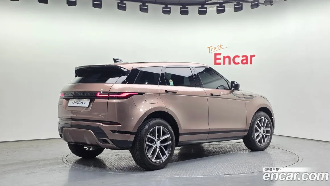 Land Rover Range Rover Evoque — фото 4