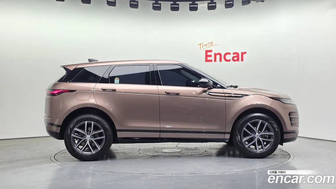 Land Rover Range Rover Evoque — фото 3