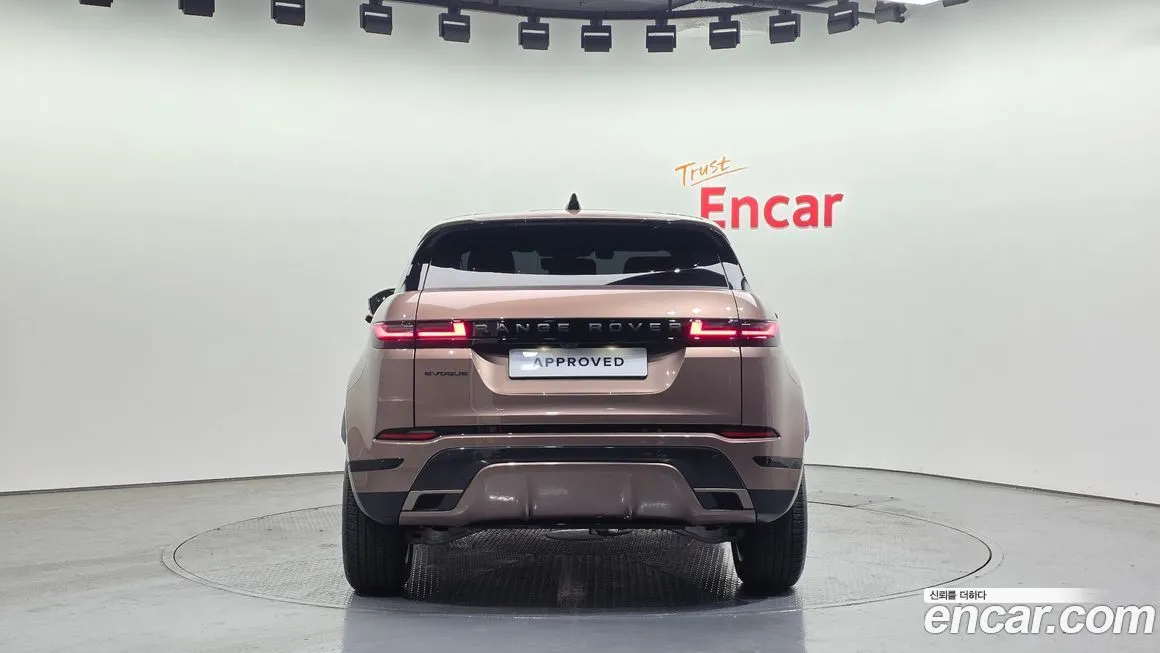 Land Rover Range Rover Evoque — фото 7