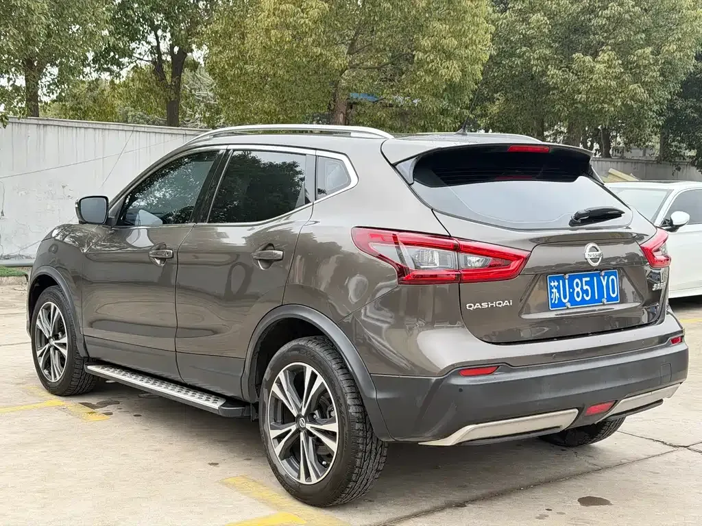 Nissan Qashqai — фото 9