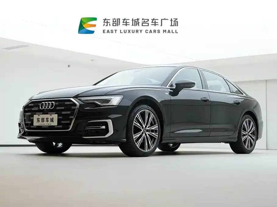 Audi A6L — фото 1