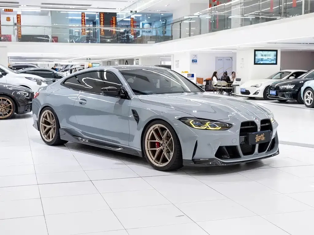 BMW M4 — фото 5