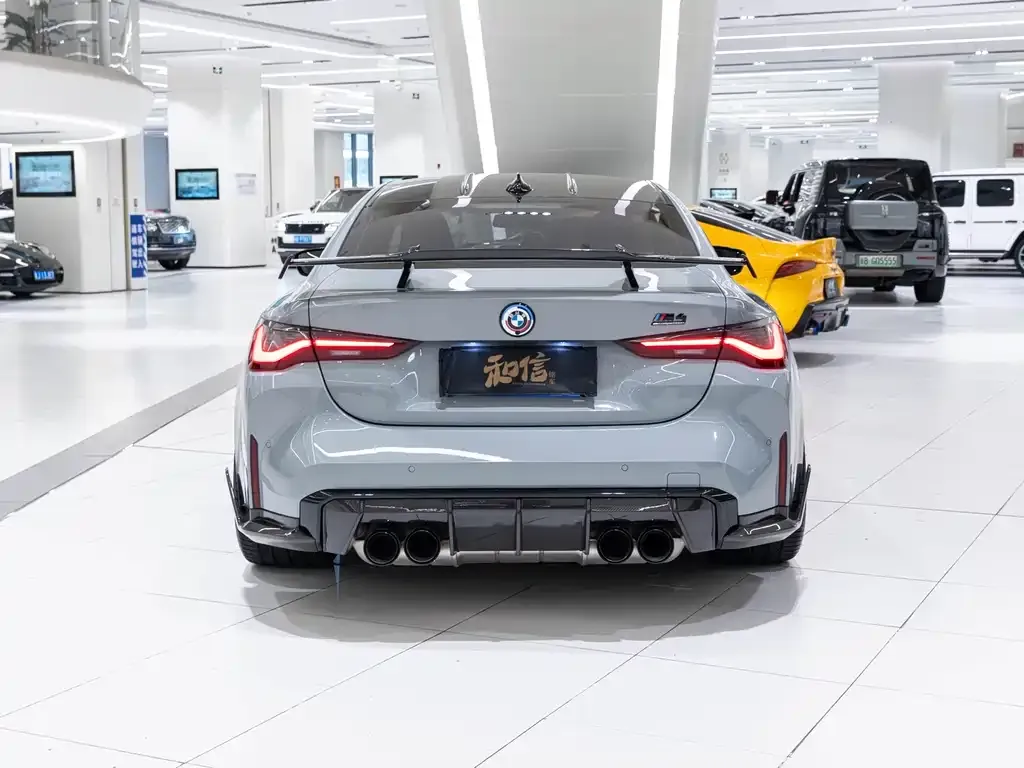 BMW M4 — фото 4