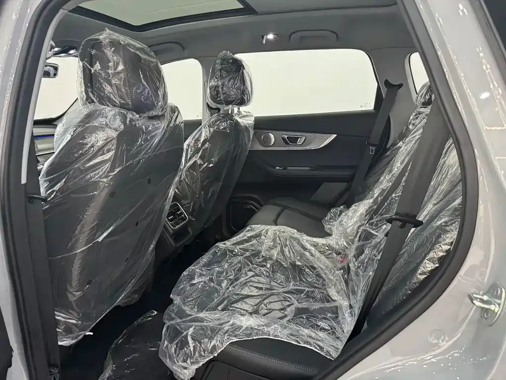 Chery Tiggo 8 PRO NEV — фото 10