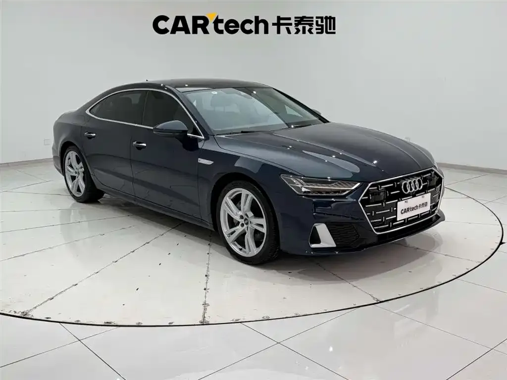 Audi A7L — фото 10