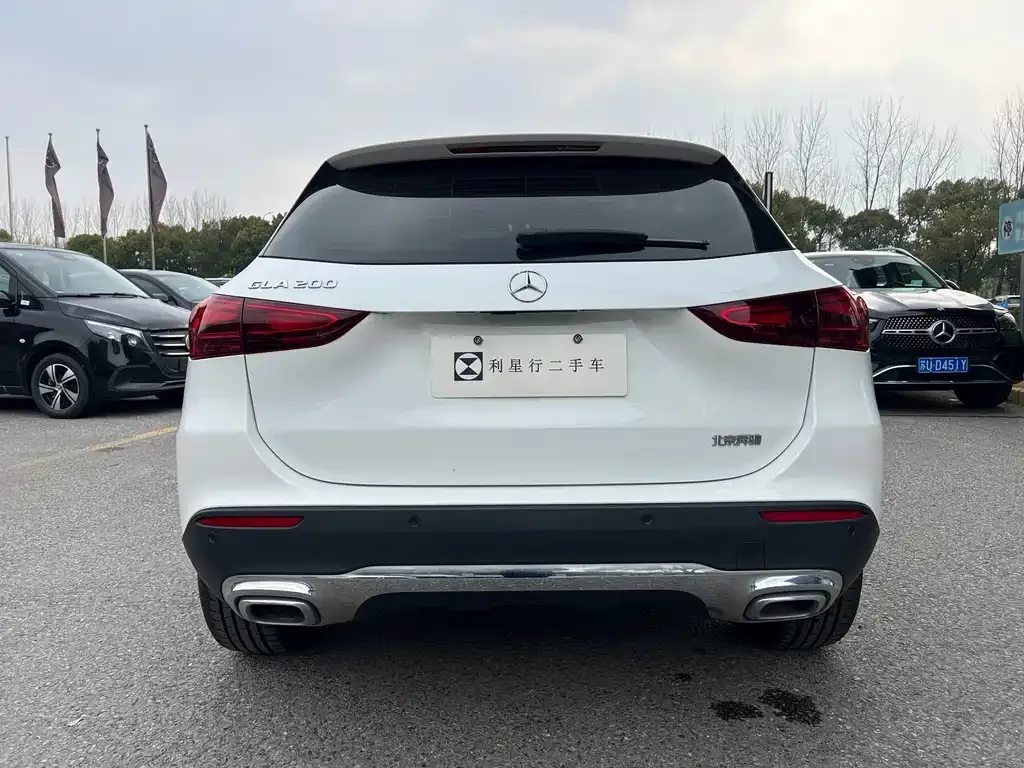Mercedes-Benz GLA — фото 5