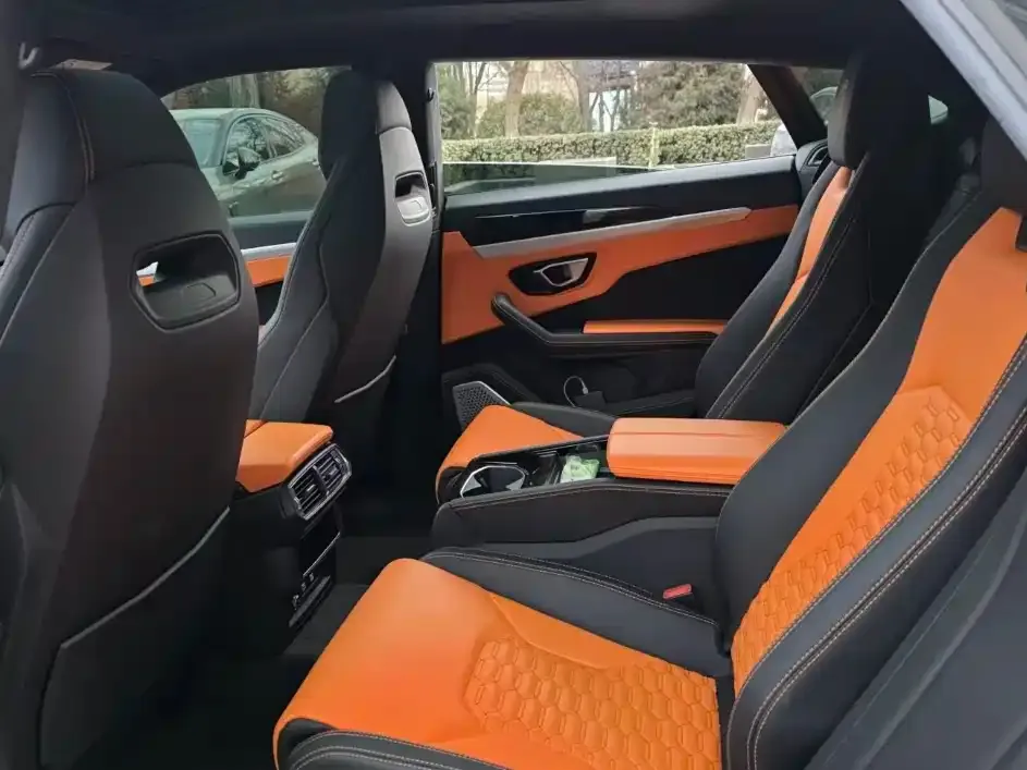 Lamborghini Urus — фото 2
