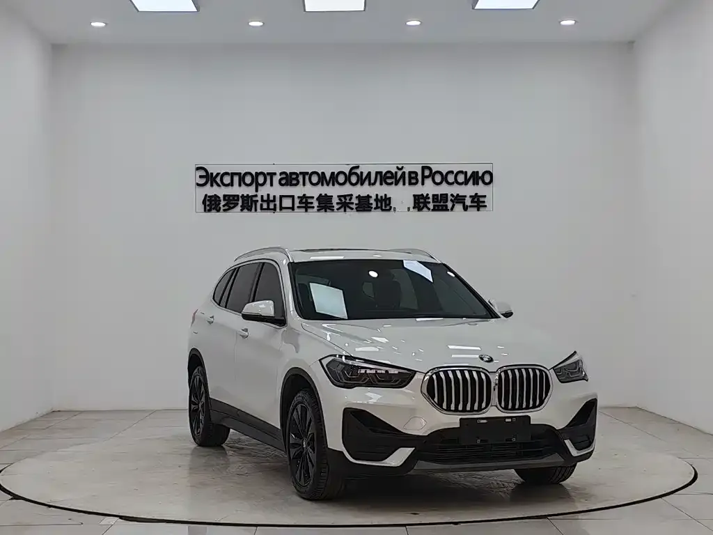 BMW X1 — фото 4