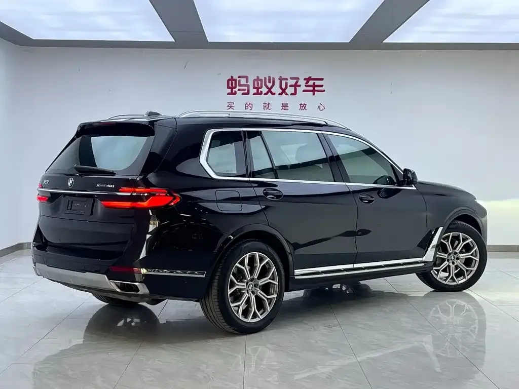 BMW X7 — фото 4