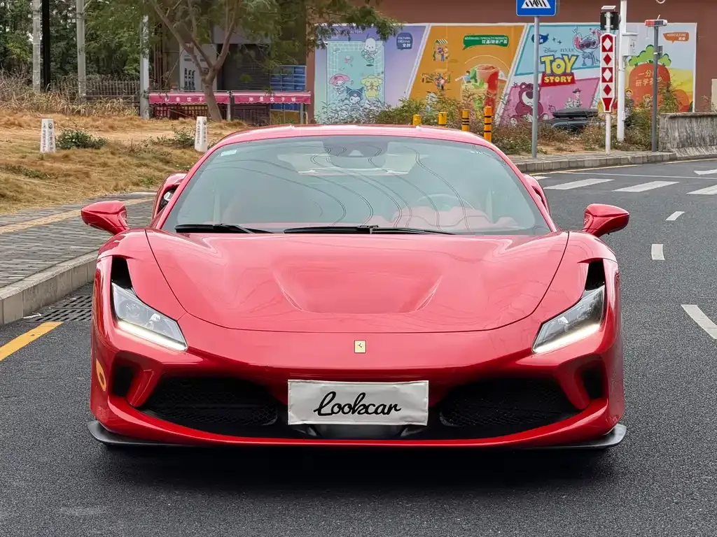 Ferrari F8 — фото 5