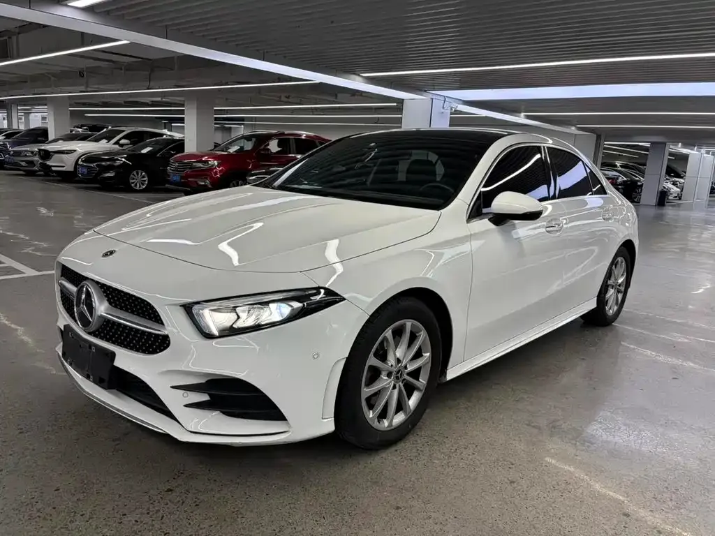 Mercedes-Benz A-Class — фото 1