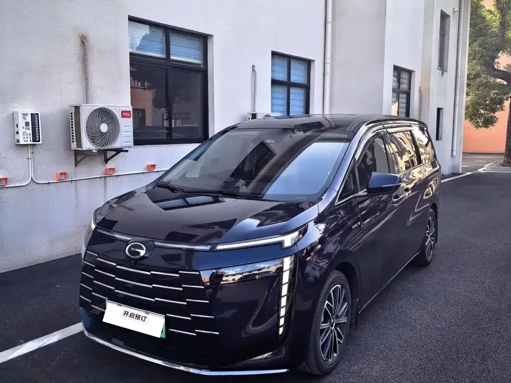 GAC Motor E8 Hybrid — фото 9