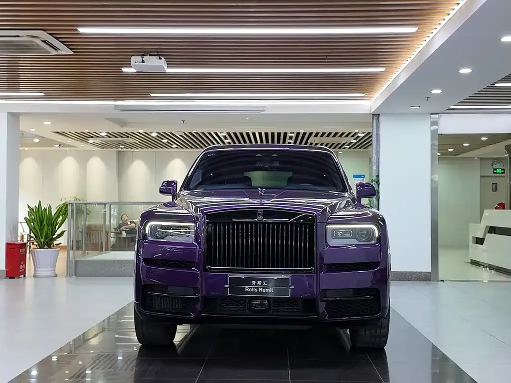 Rolls-Royce Cullinan — фото 7