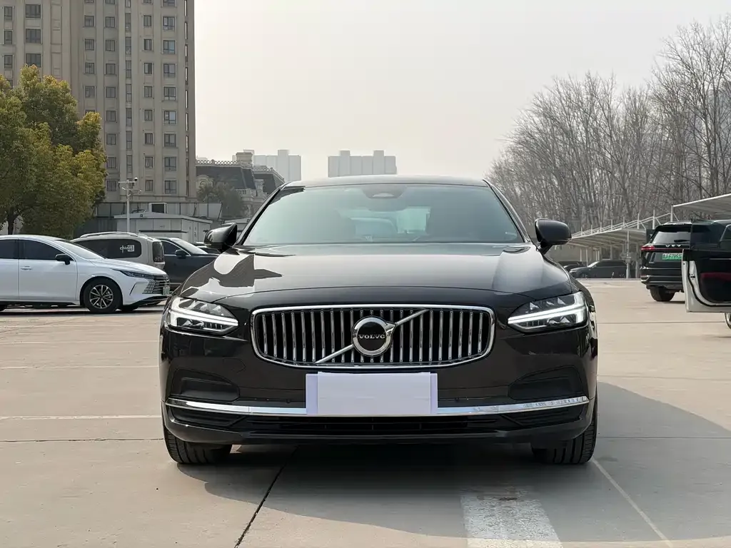 Volvo S90 — фото 3