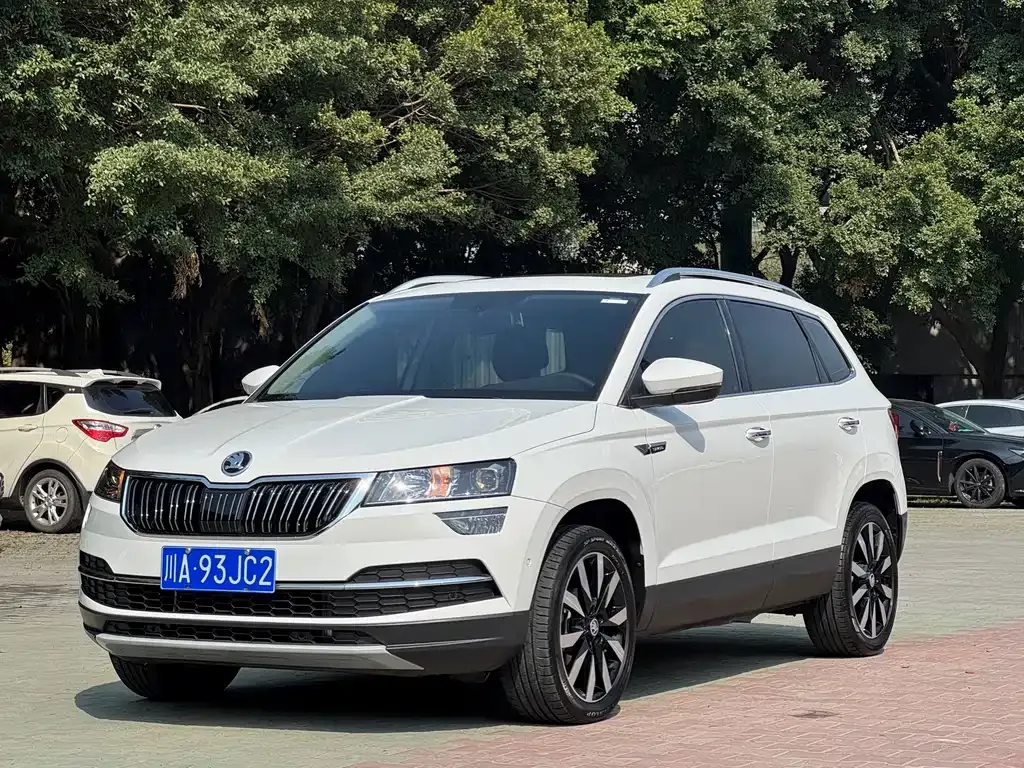 Skoda Karoq — фото 1