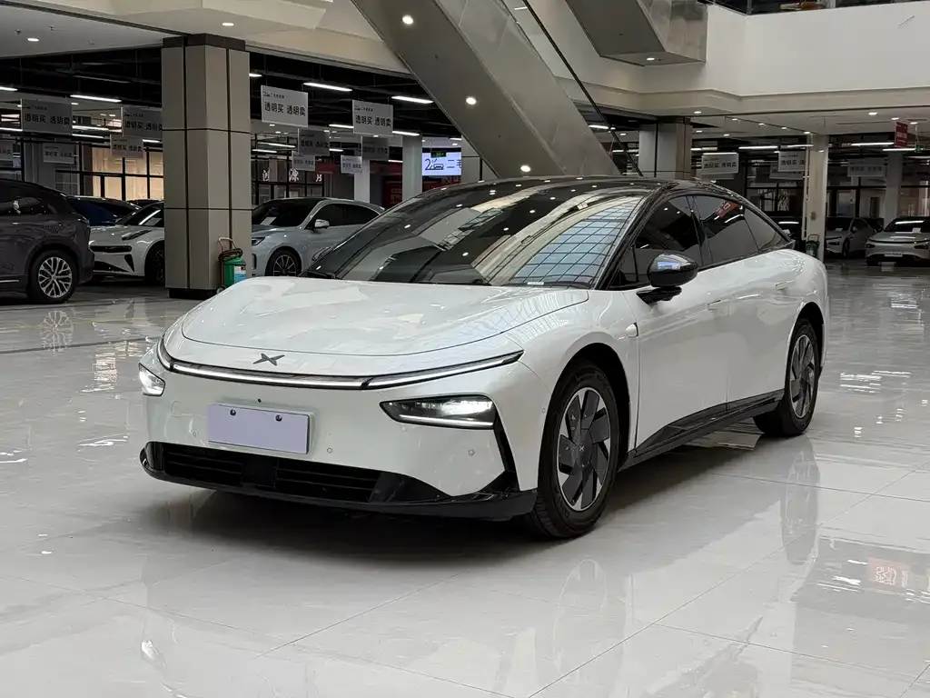 XPeng P7+ — фото 1