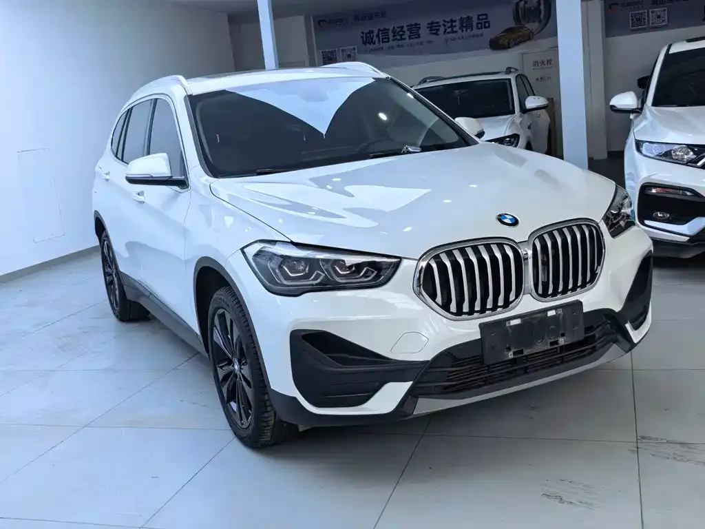 BMW X1 — фото 3
