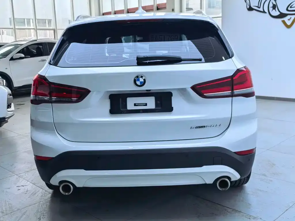 BMW X1 — фото 2
