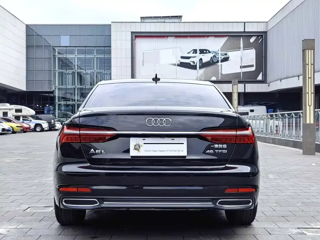 Audi A6L — фото 9