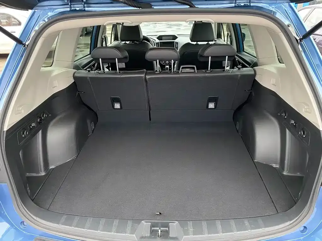 Subaru Forester — фото 3