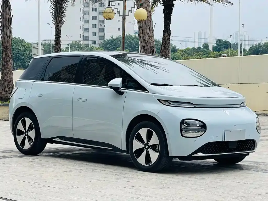 Baojun Yunduo — фото 9