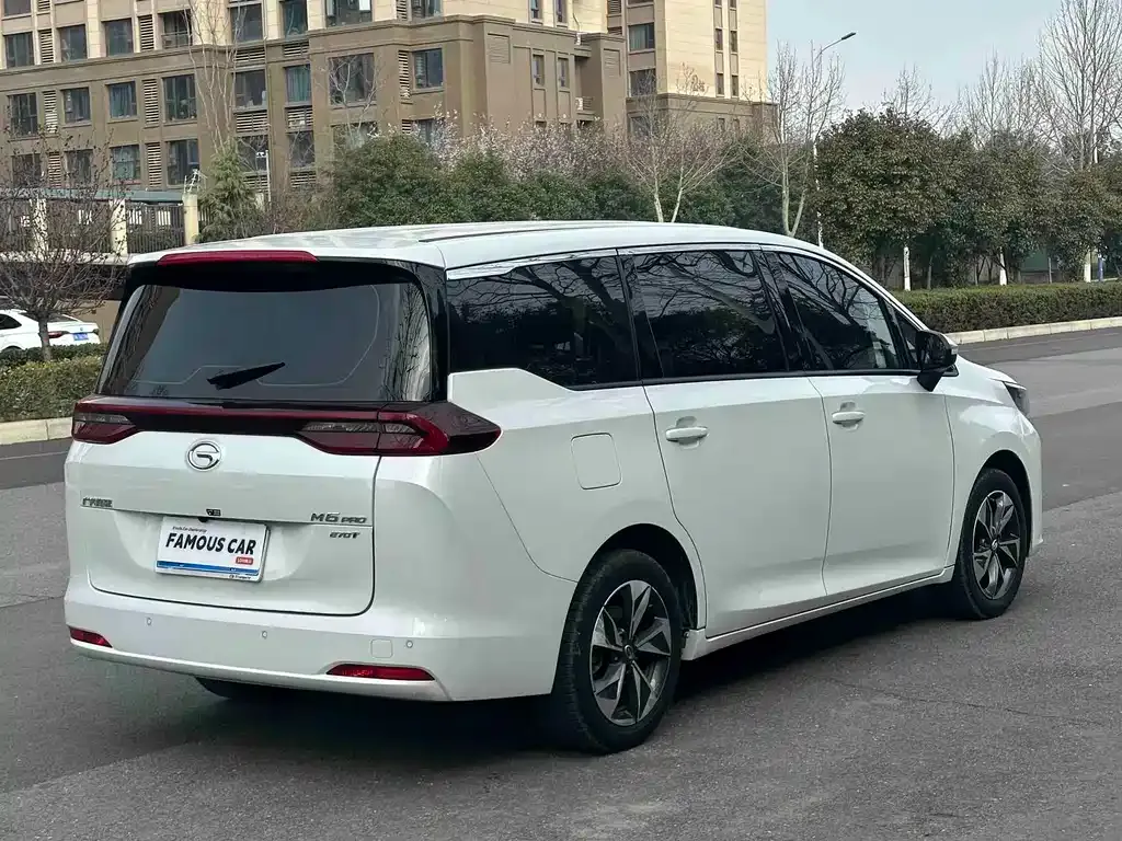 GAC Motor Trumpchi M6 — фото 10