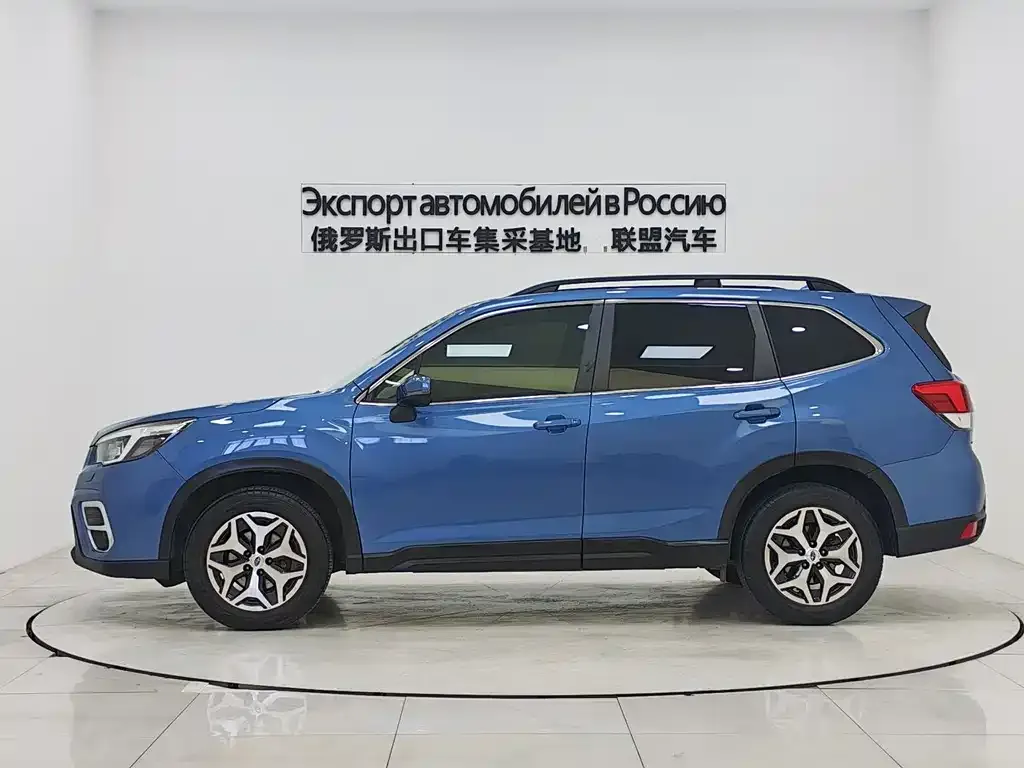 Subaru Forester — фото 6