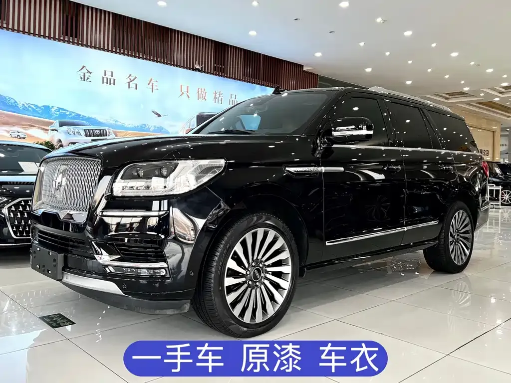 Lincoln Navigator — фото 1