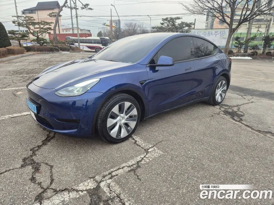 Tesla Model Y — фото 4