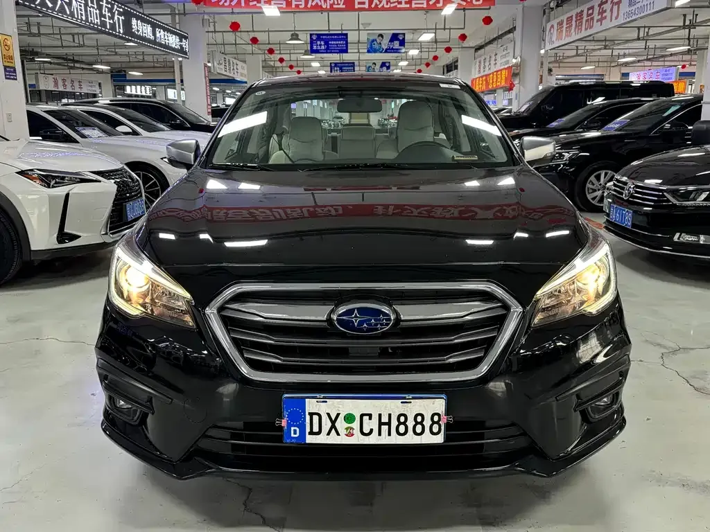 Subaru Legacy — фото 5